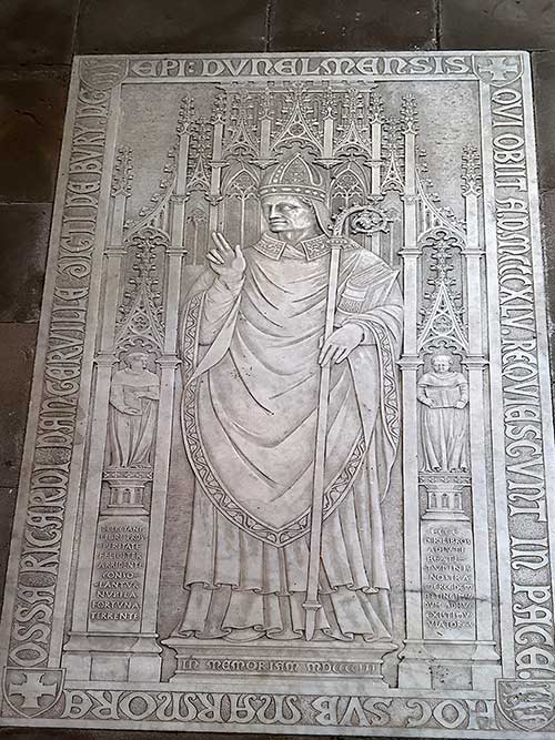 Bishop Richard de Bury in Durham Cathedral